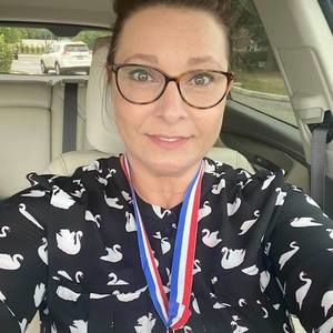 Meet your Posher, Lorie mckillips